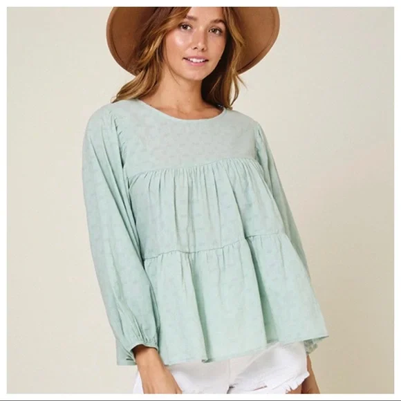 Fabulous Hottest Color for 2022 Tunic Length BabyDoll Top - Picture 4 of 4